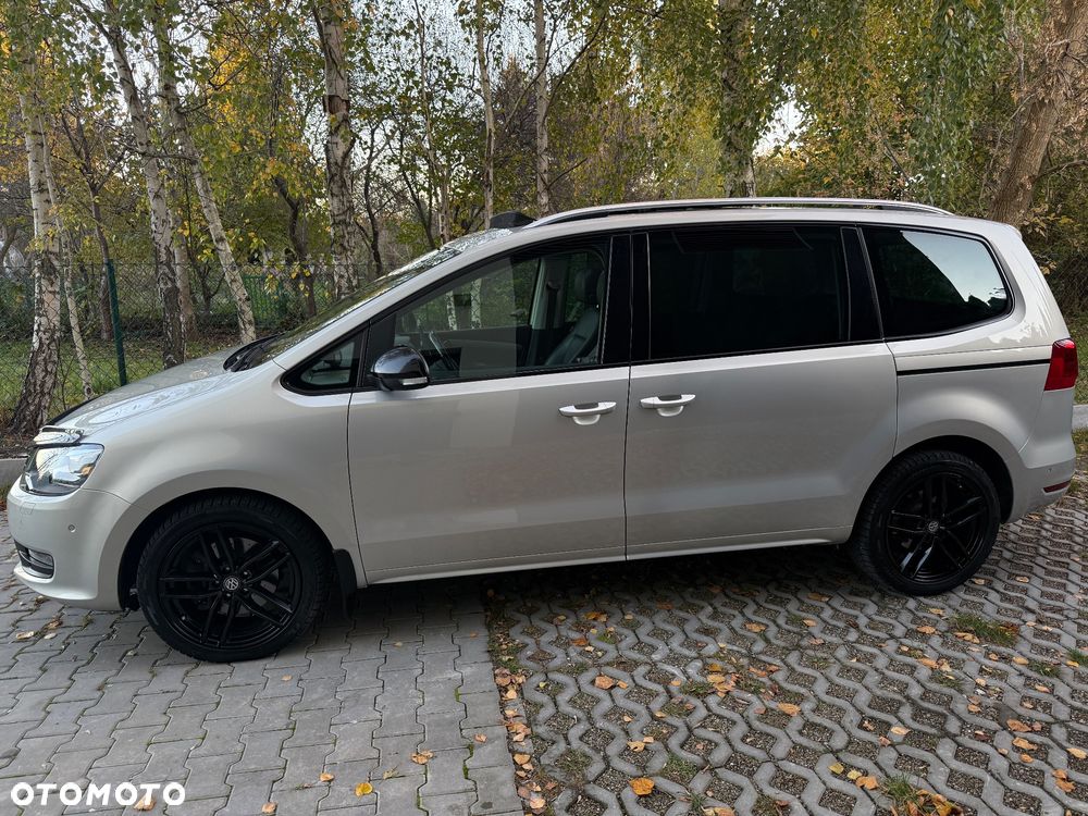 Volkswagen Sharan 2.0 TDI 4MOTION BlueMotion Technology Highline - 27