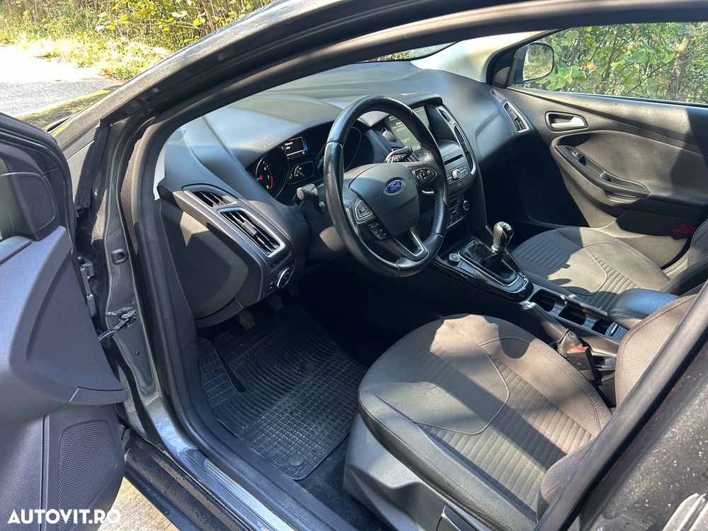 Ford Focus 1.0 EcoBoost Connected - 6