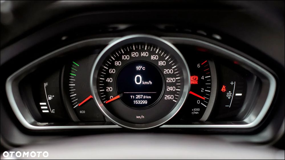 Volvo V40 - 19