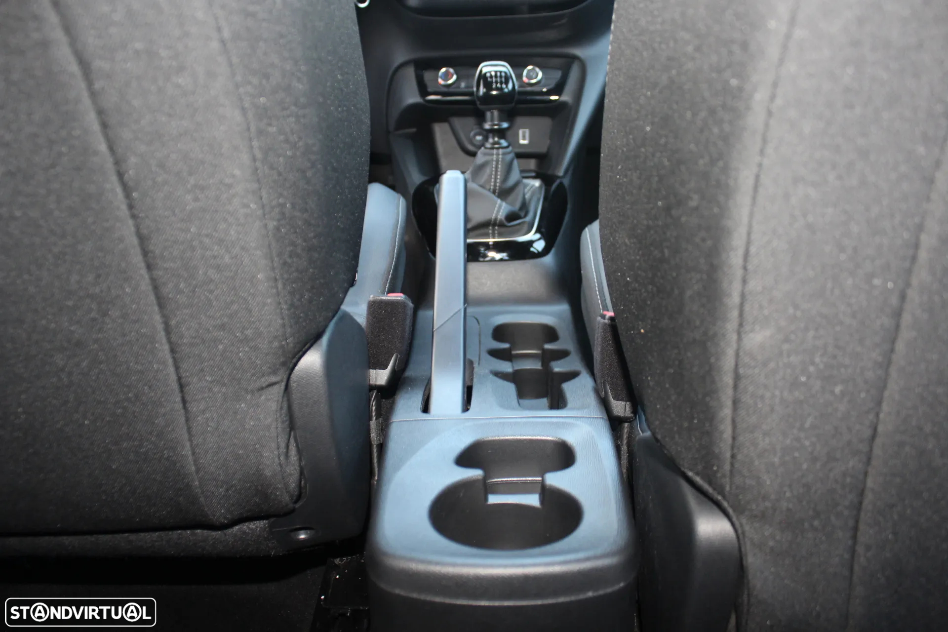 Opel Corsa 1.2 T GS - 24