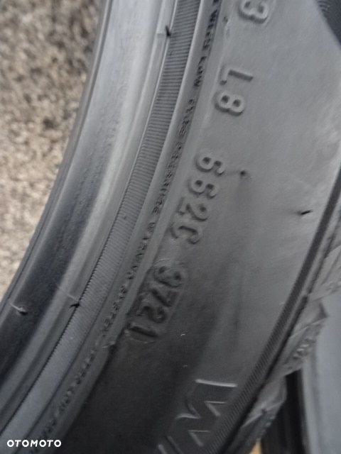 225/45/R19 98V RSC Pirelli Winter Sotto ZERO 3 3 - 9