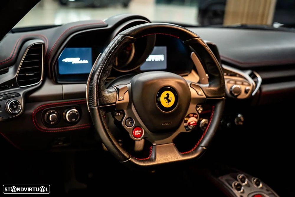 Ferrari 458 Italia - 17