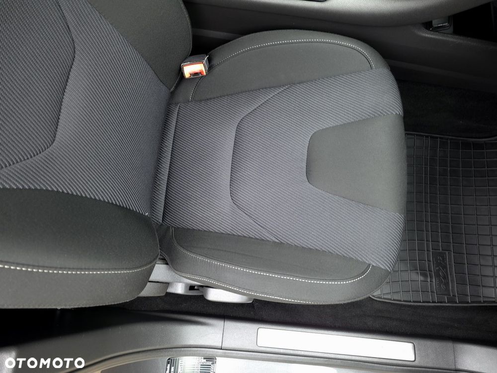 Ford Mondeo 2.0 TDCi Titanium - 12