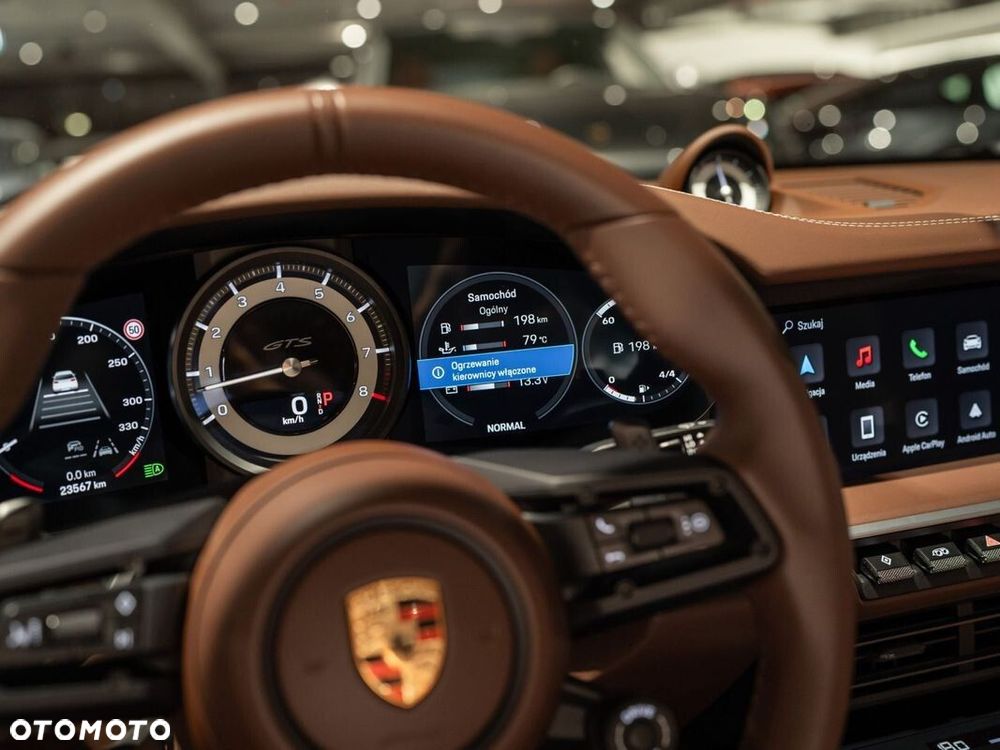 Porsche 911 Targa 4 GTS - 33