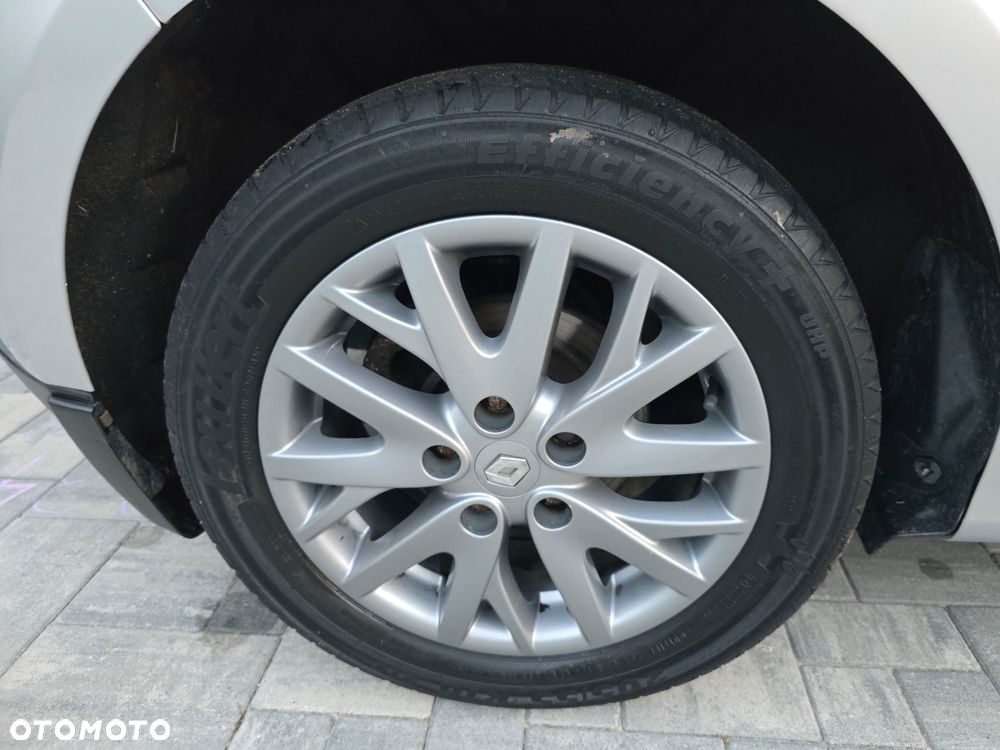 Renault Scenic 2.0 16V 140 CVT Bose Edition - 13