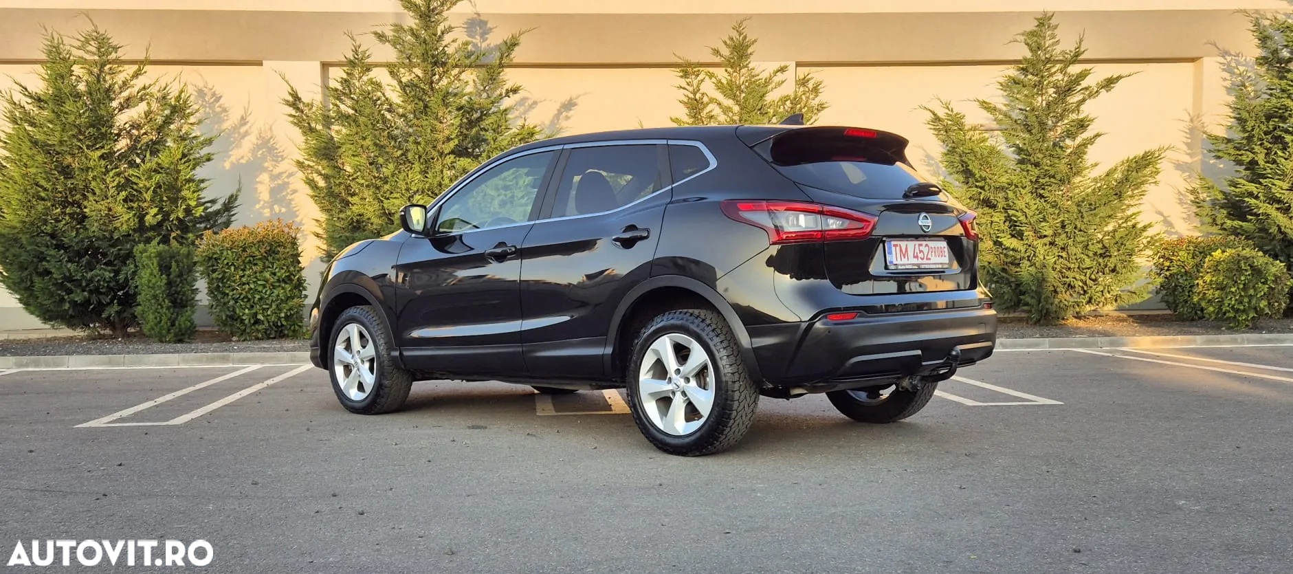 Nissan Qashqai 1.6 DCI ALL-MODE 4x4i Black Edition - 8