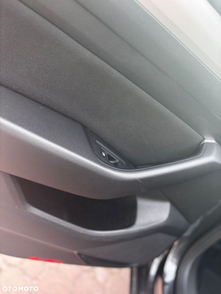 Volkswagen Passat - 15