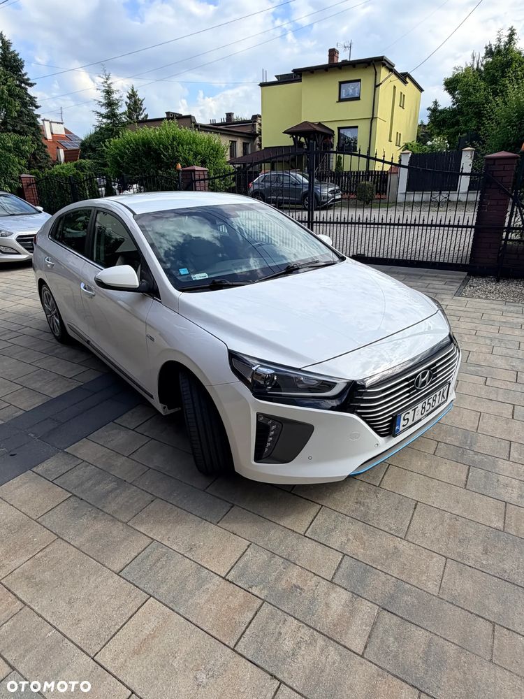 Hyundai IONIQ Hybrid Platinum - 11
