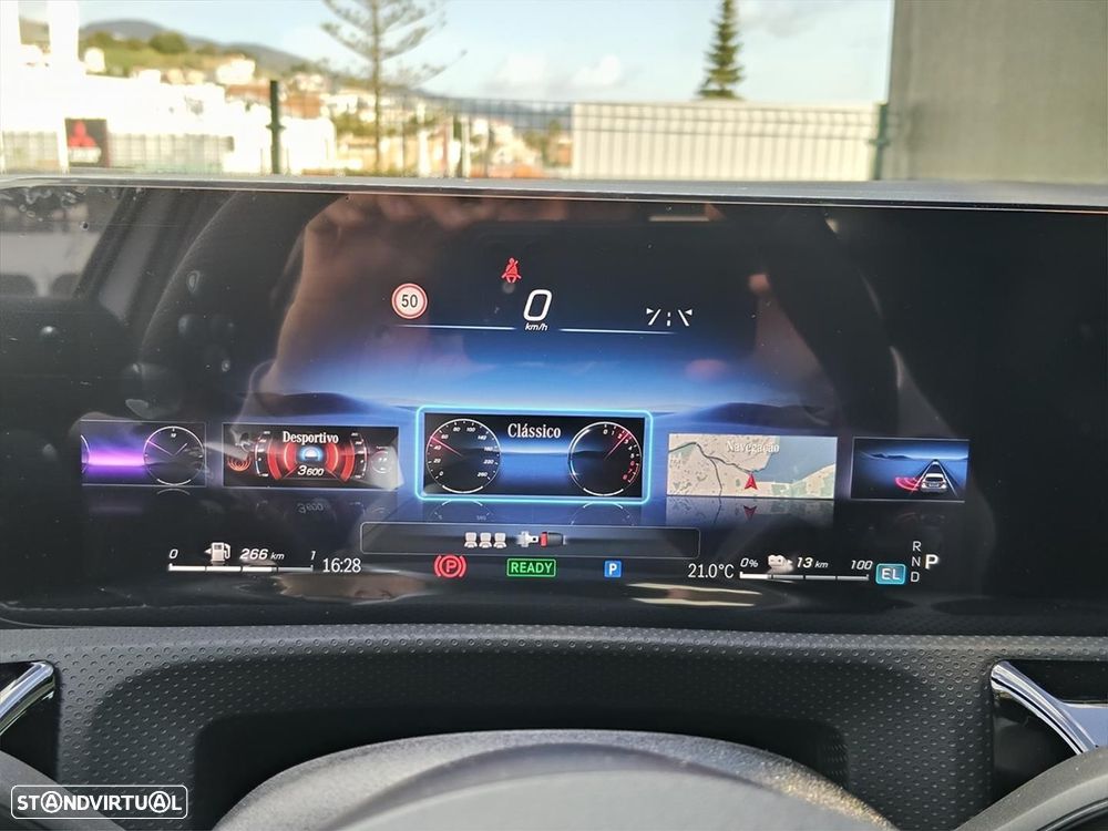 Mercedes-Benz A 250 - 12