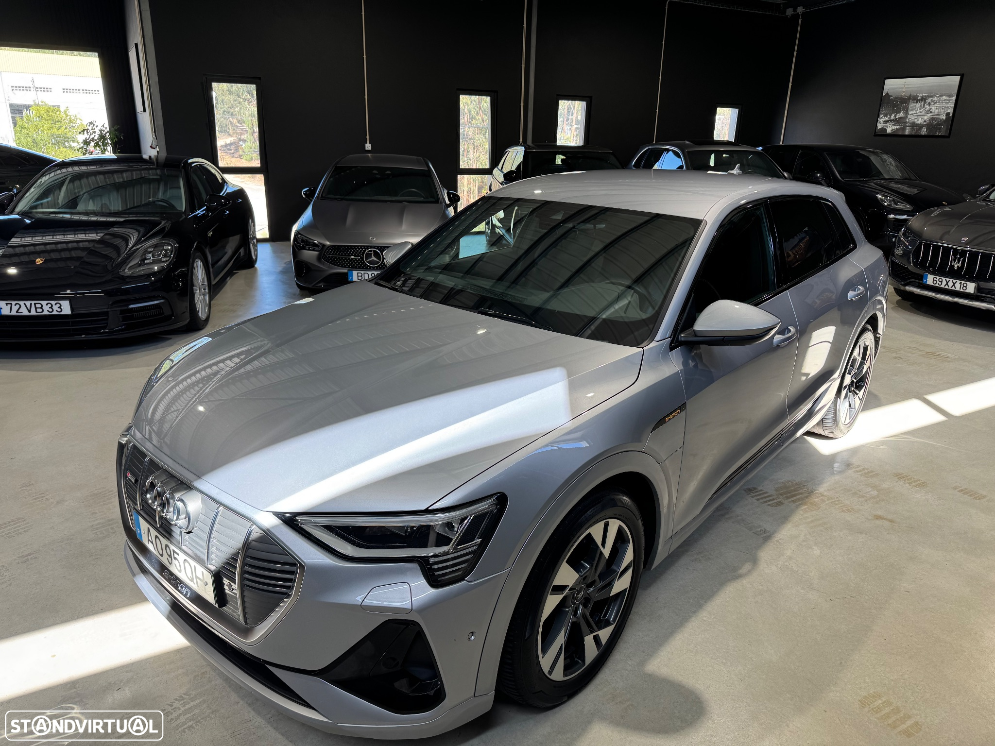 Audi e-tron 55 quattro S line - 11