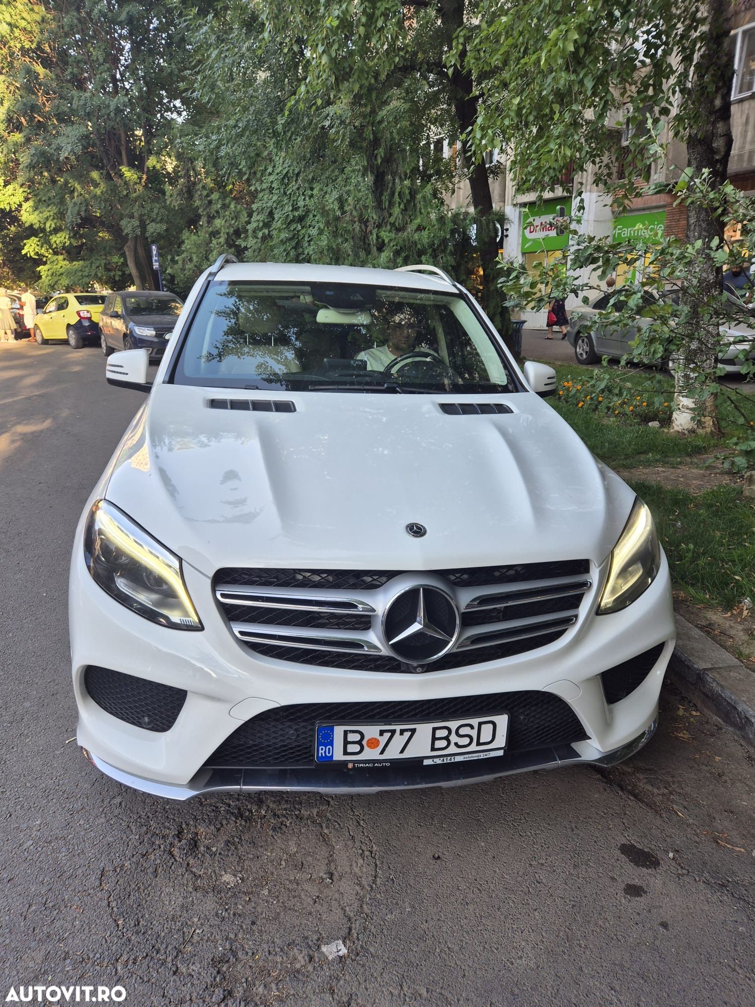 Mercedes-Benz GLE 350 d 4MATIC - 1