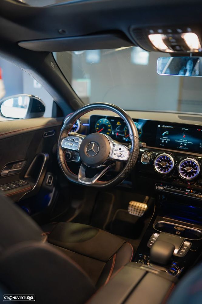 Mercedes-Benz CLA 250 e Shooting Brake AMG Line - 32