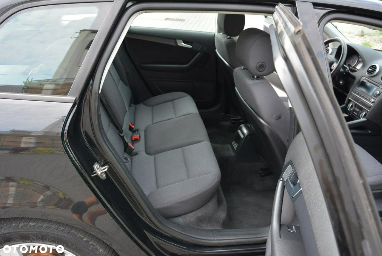 Audi A3 1.2 TFSI Sportback Attraction - 16