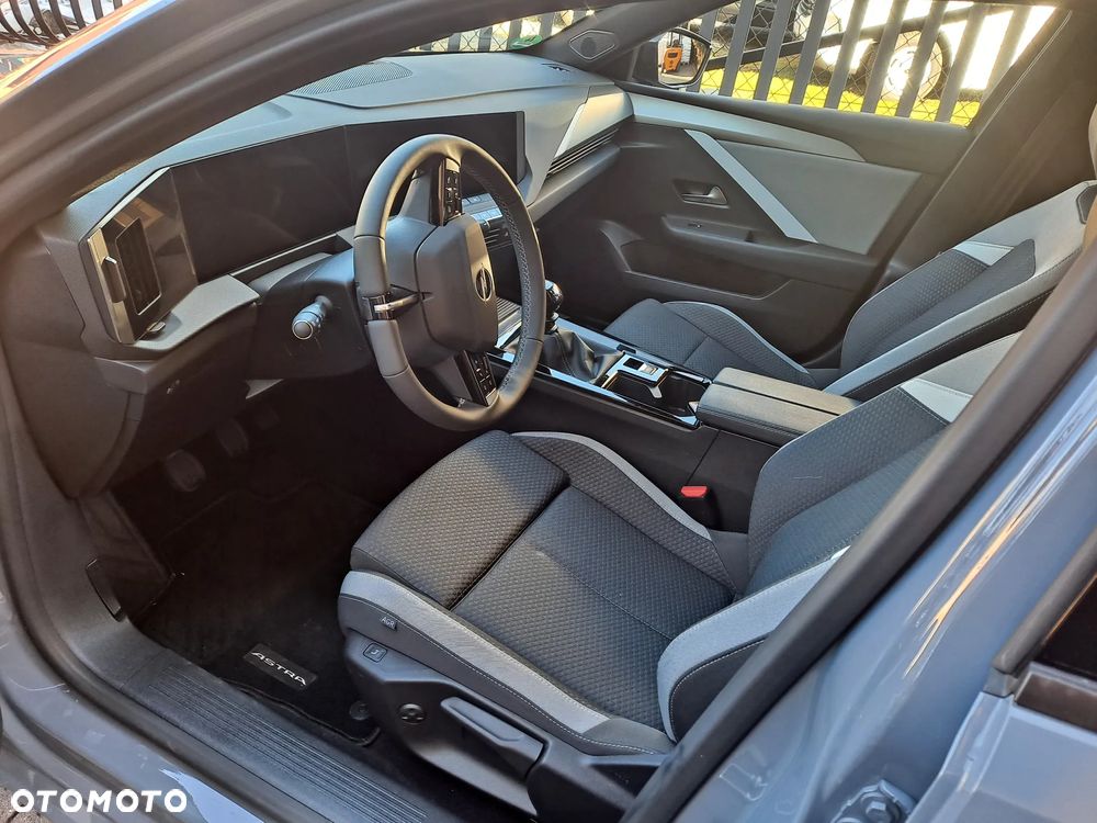 Opel Astra 1.2 Turbo Start/Stop Business Edition - 6