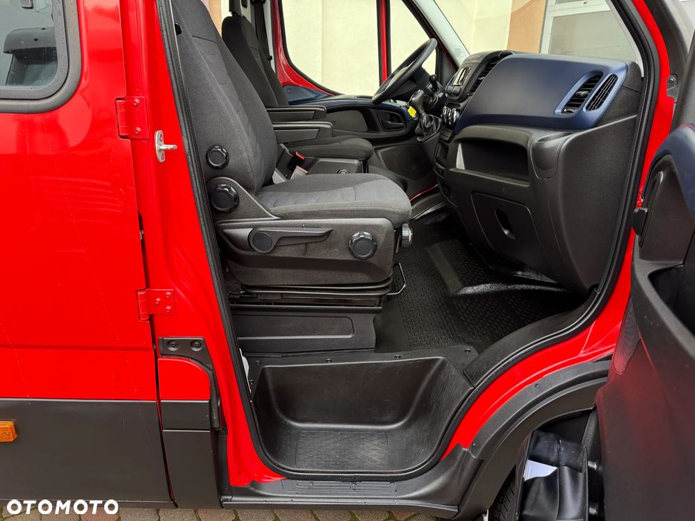 Iveco Daily 3.0 Doka Brygadówka - 30