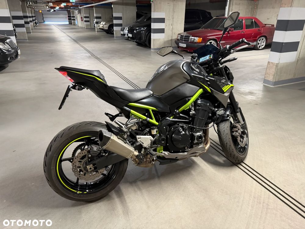Kawasaki Z 900 - 12