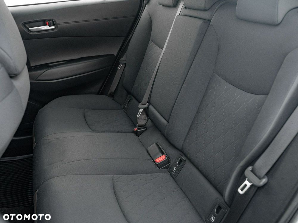 Toyota Corolla Cross - 28