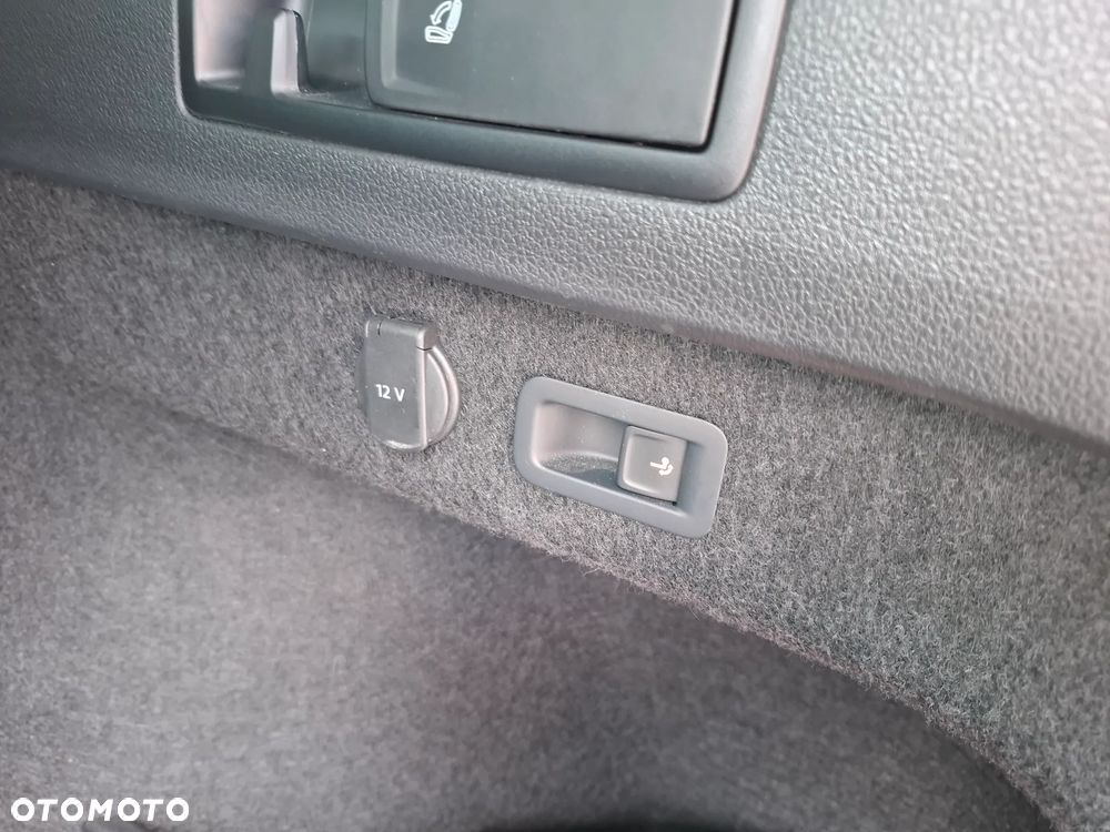 Volkswagen Passat 2.0 TDI EVO Business DSG - 16