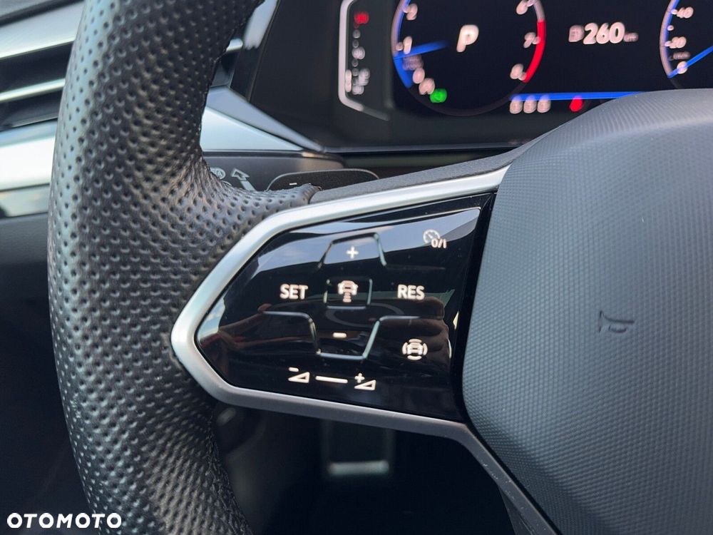 Volkswagen Arteon 2.0 TSI R-Line DSG - 23