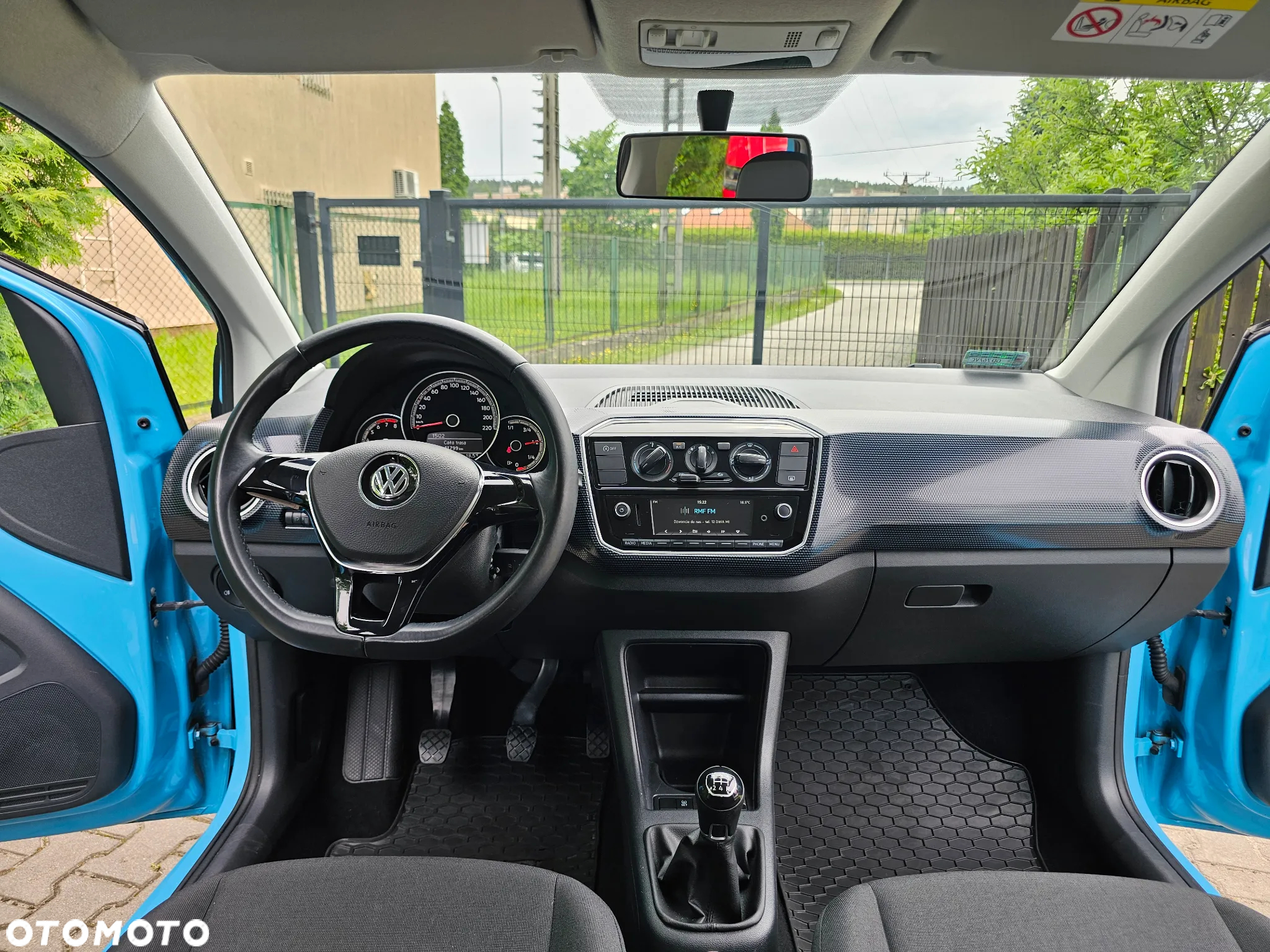 Volkswagen up! 1.0 high - 9