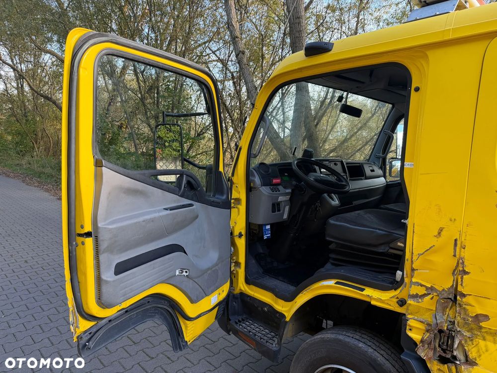 Mitsubishi FUSO / CANTER 7C18D - 17