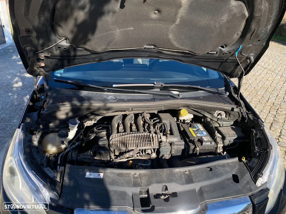 Peugeot 2008 1.2 VTi Access - 15