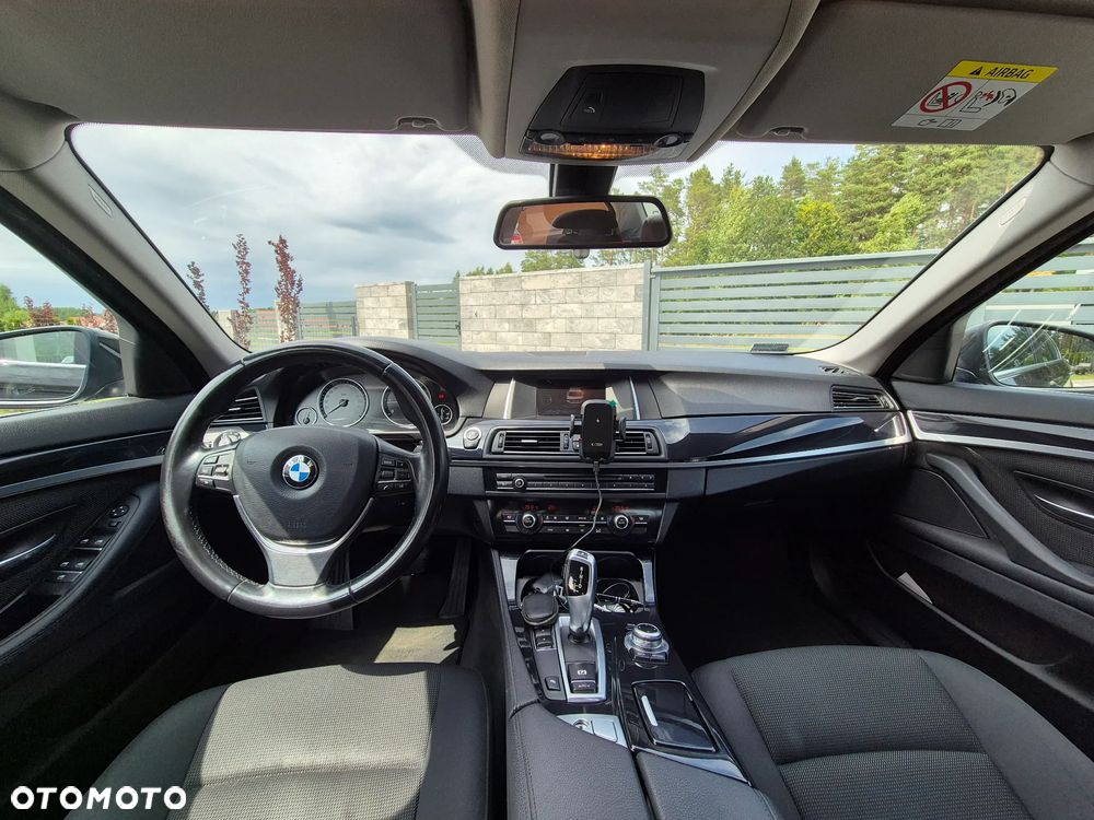 BMW Seria 5 518d Business Edition - 15
