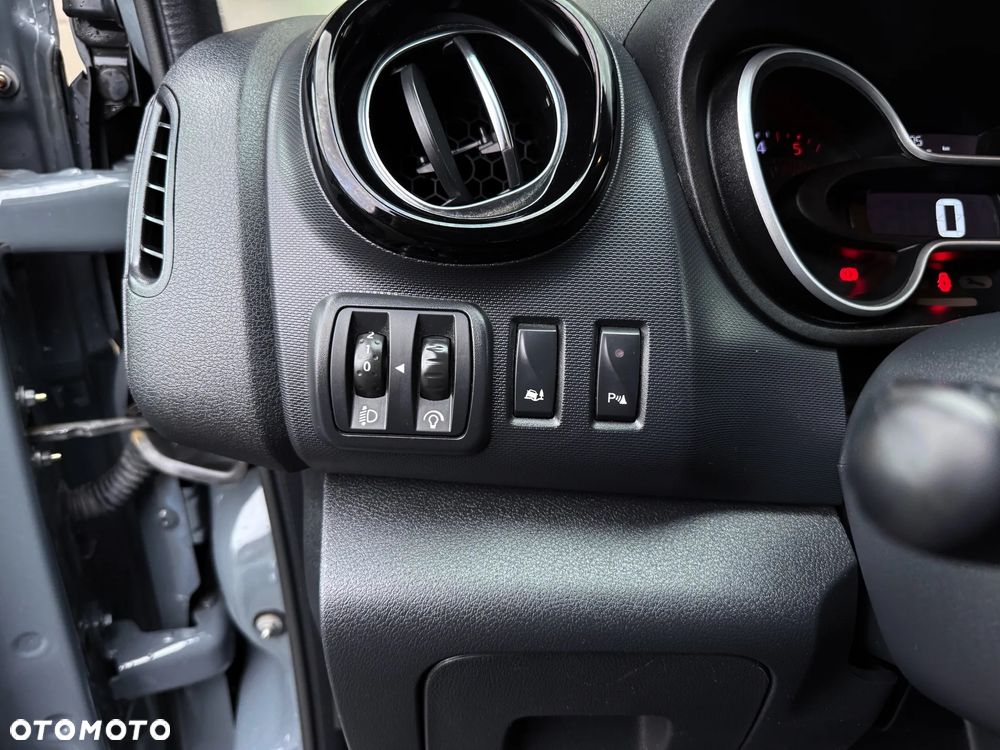 Renault Trafic Long L2H1 Maxi Furgon Blaszak Salon PL, Serwisowany, Bezwypadkowy - 15