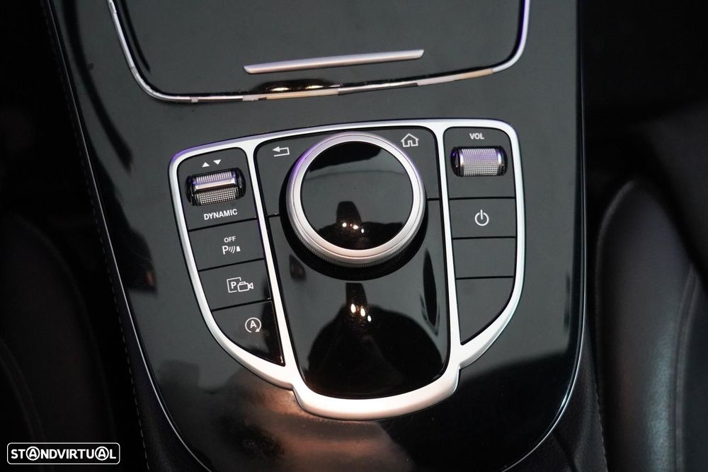 Mercedes-Benz E 220 d AMG Line - 15