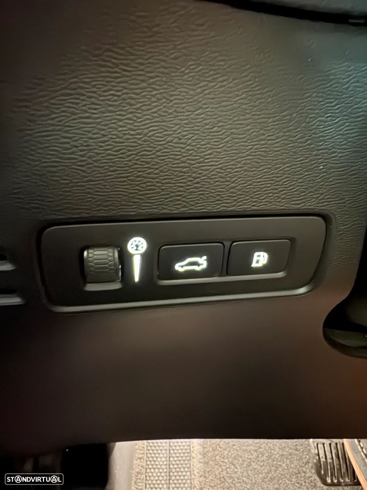 Volvo XC 40 T4 Recharge DKG Inscription Expression - 26