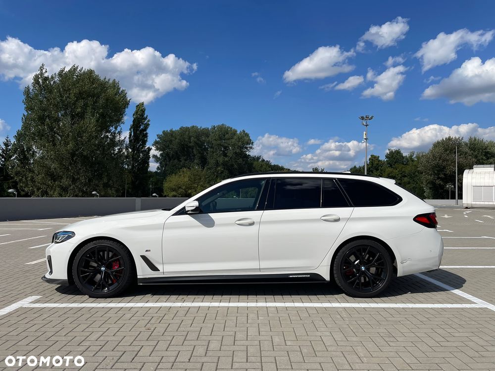 BMW Seria 5 540i xDrive mHEV M Sport sport - 8