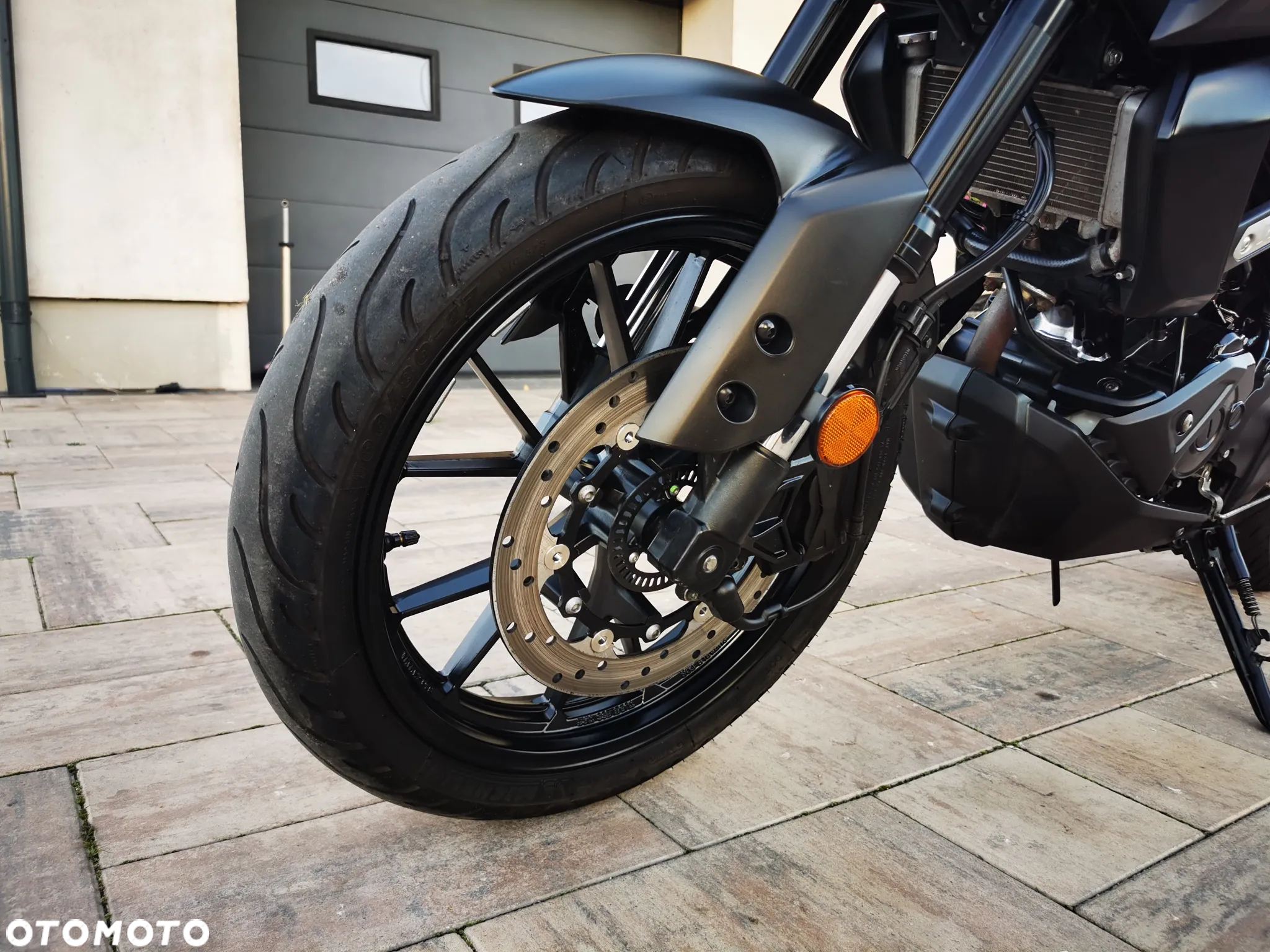 Yamaha MT - 12