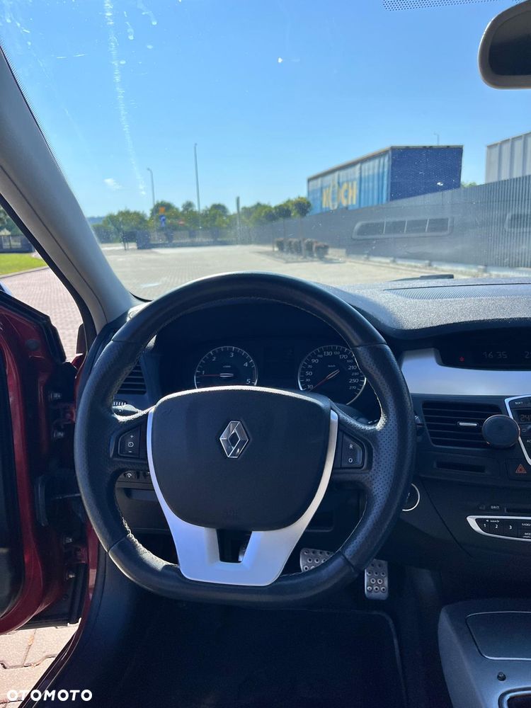 Renault Laguna 2.0 DCi FAP GT - 11