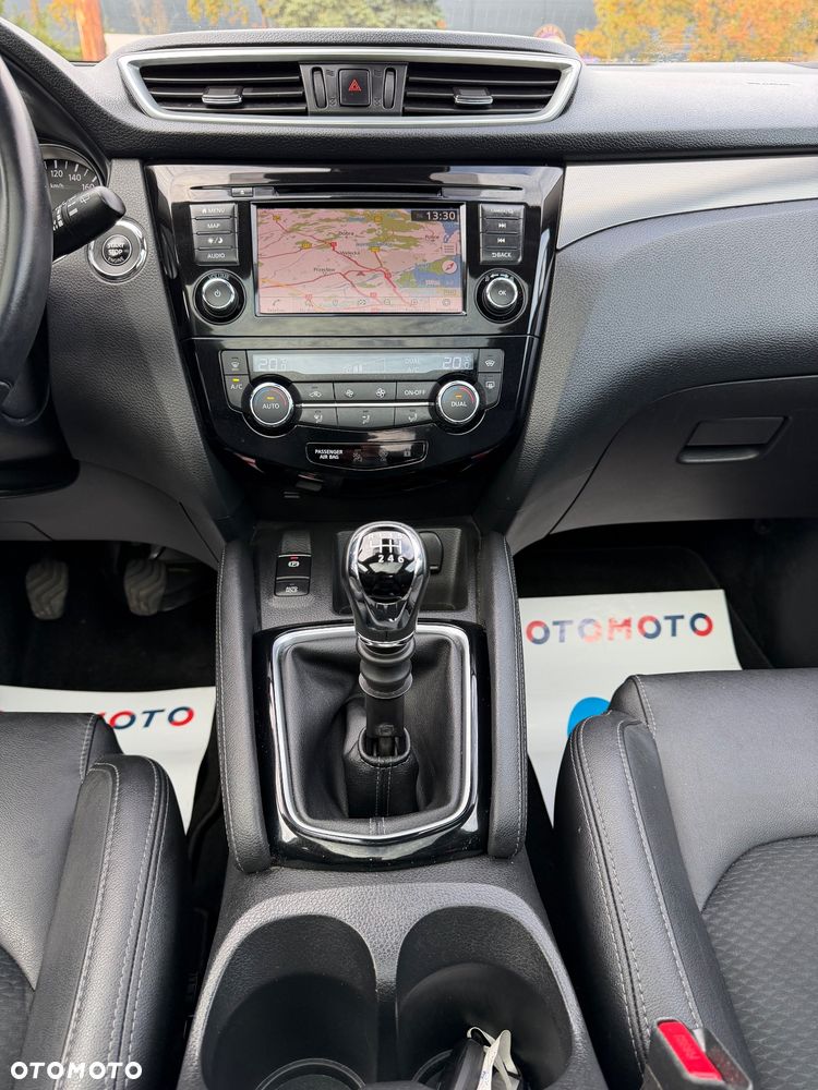 Nissan Qashqai 1.3 DIG-T Tekna - 19