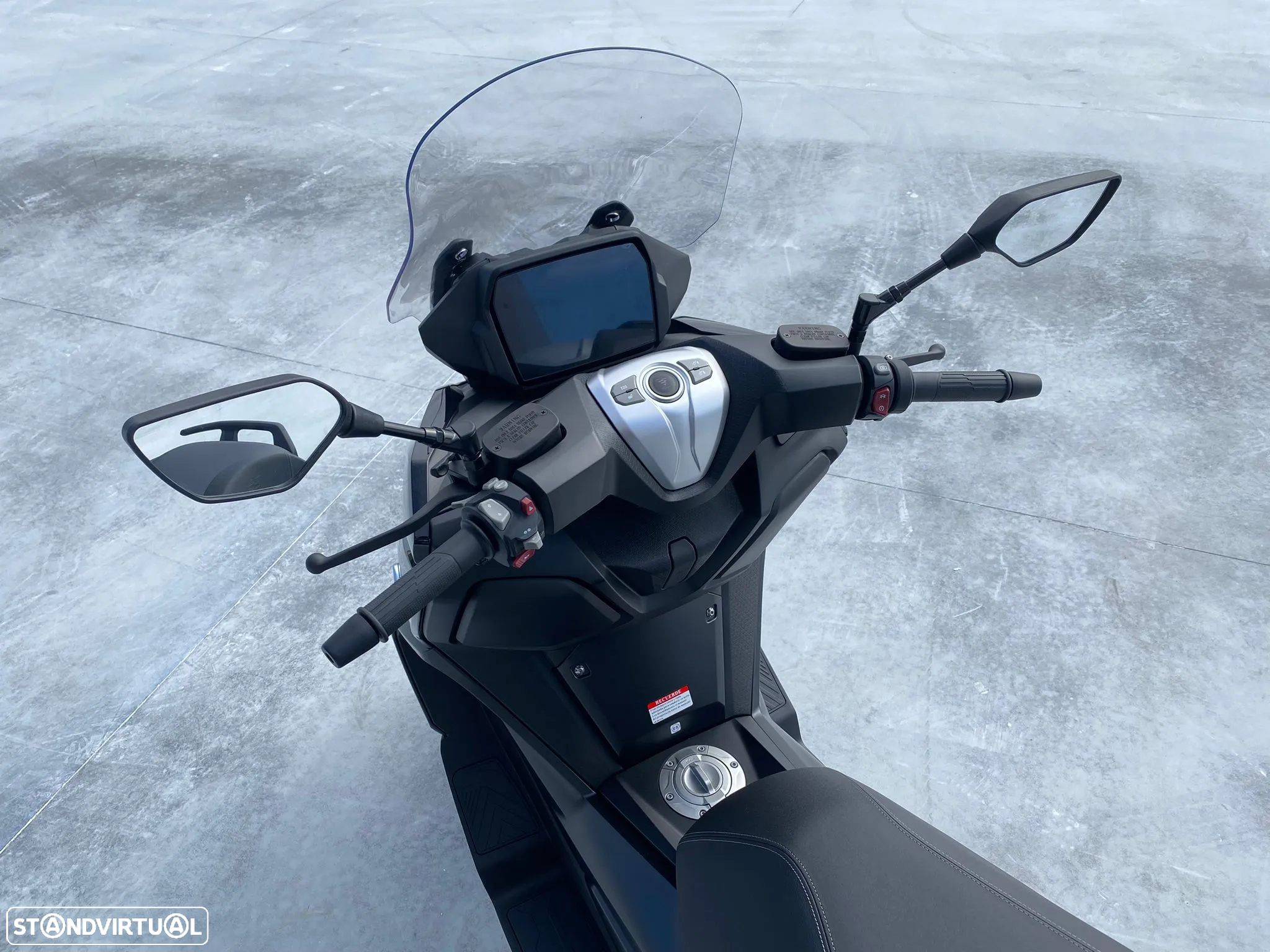 Voge SR4 Max T T - 7