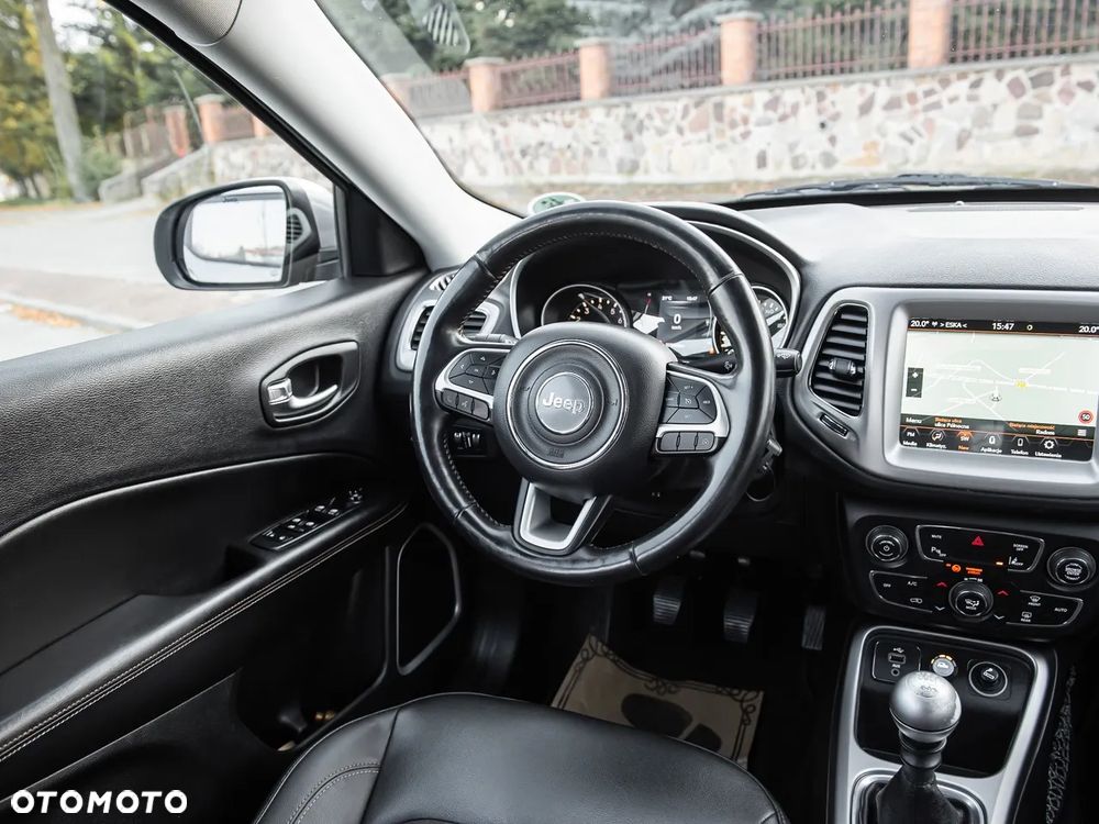 Jeep Compass 1.4 MultiAir Longitude - 28