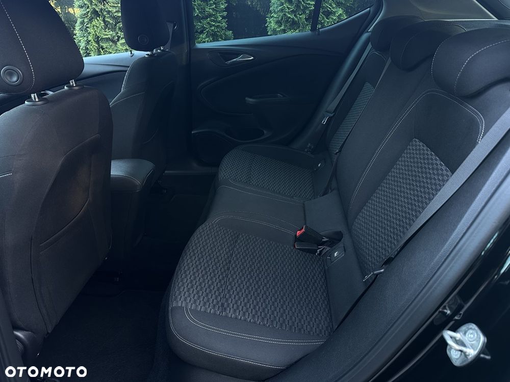 Opel Astra 1.4 Turbo Start/Stop Innovation - 19