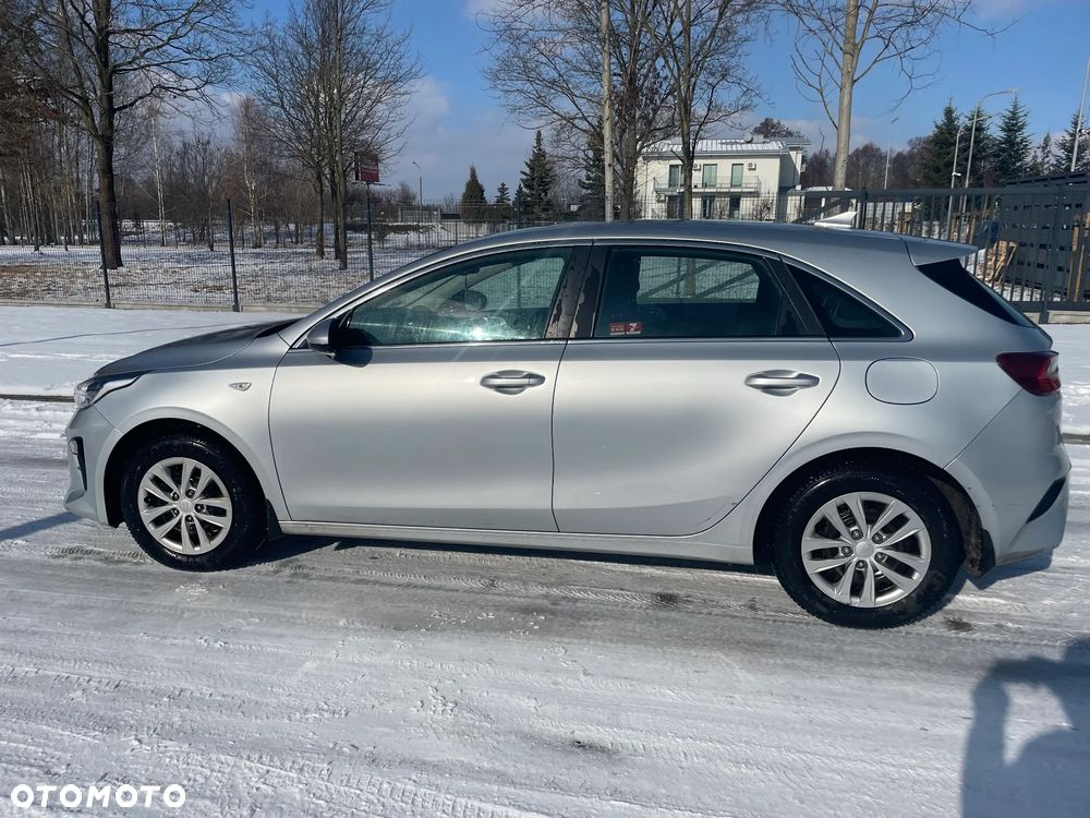 Kia Ceed 1.6 CRDi SCR M - 7