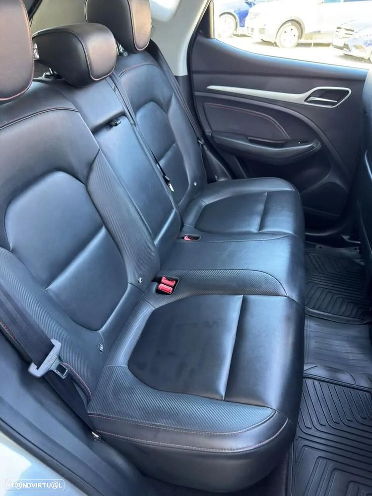 MG ZS Maximal Luxury - 24