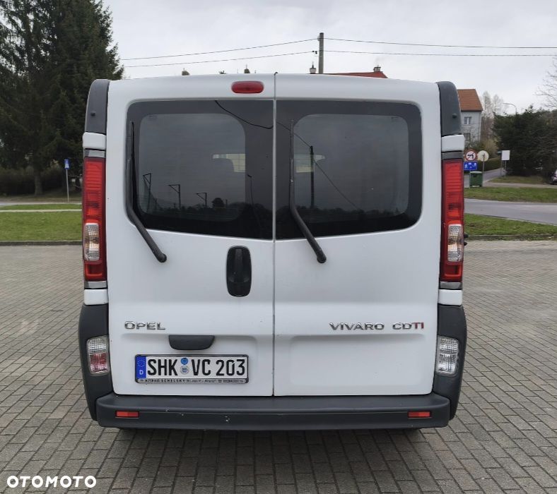 Opel Vivaro - 12
