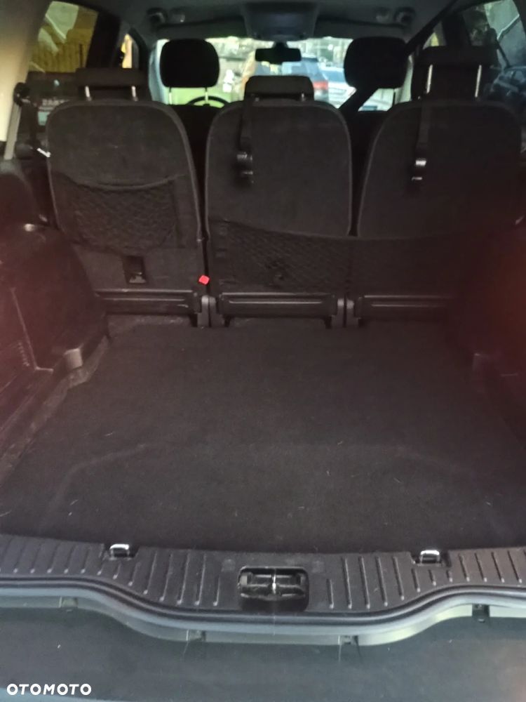 Ford S-Max 2.0 TDCi DPF Titanium - 6