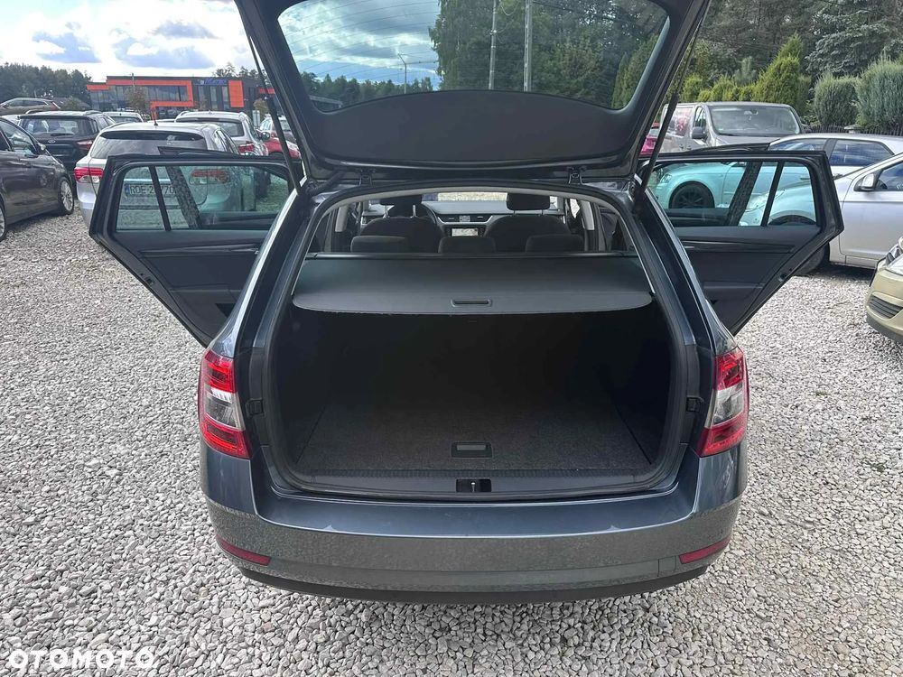 Skoda Octavia 2.0 TDI 4x4 Style DSG - 20
