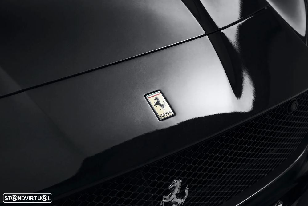 Ferrari 812 Superfast 6.5 V12 - 7