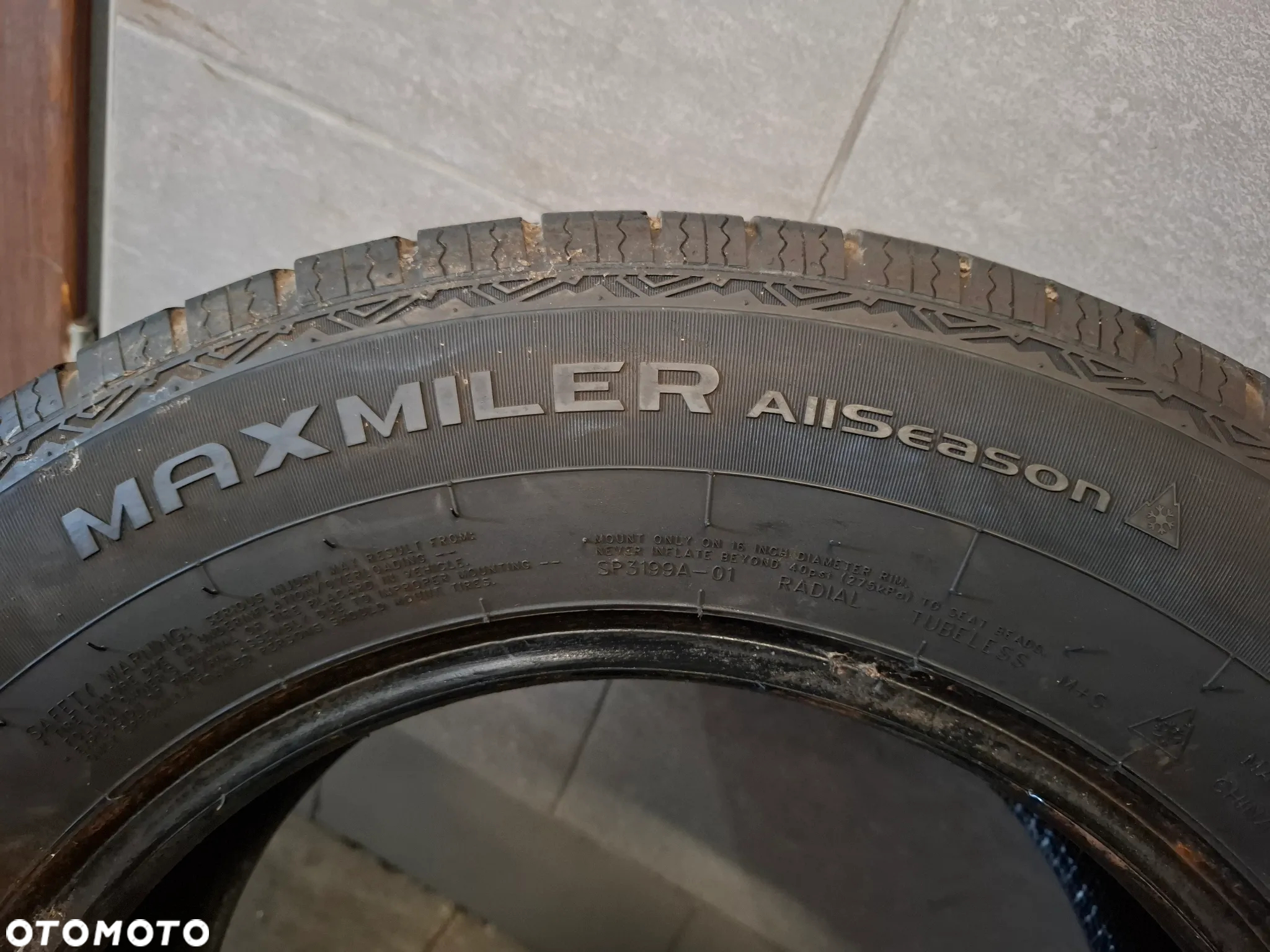 Opona wielosezon Radial MAXmiler GT 225/65R16C bieżnik opony 5mm - 6