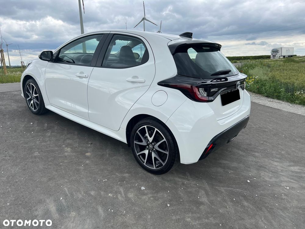 Toyota Yaris Hybrid 1.5 Executive - 8