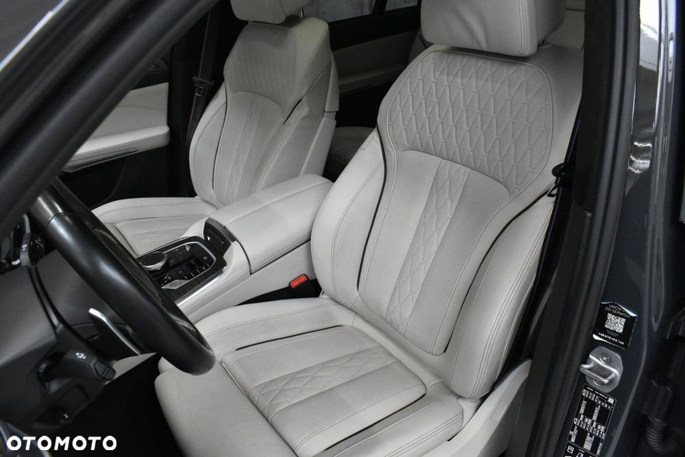 BMW X7 - 11