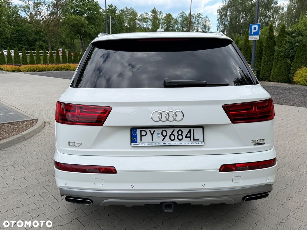 Audi Q7 3.0 TFSI Quattro Tiptronic - 9