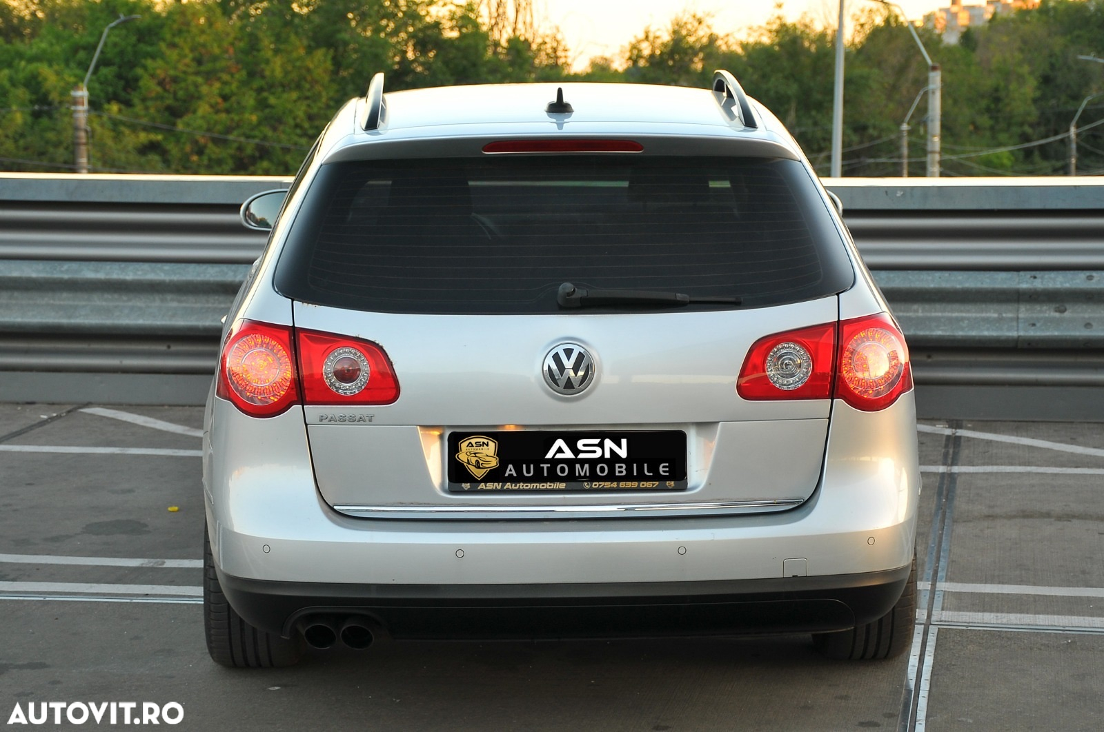 Volkswagen Passat Variant 2.0 TDI Blue TDI DSG Comfortline - 7