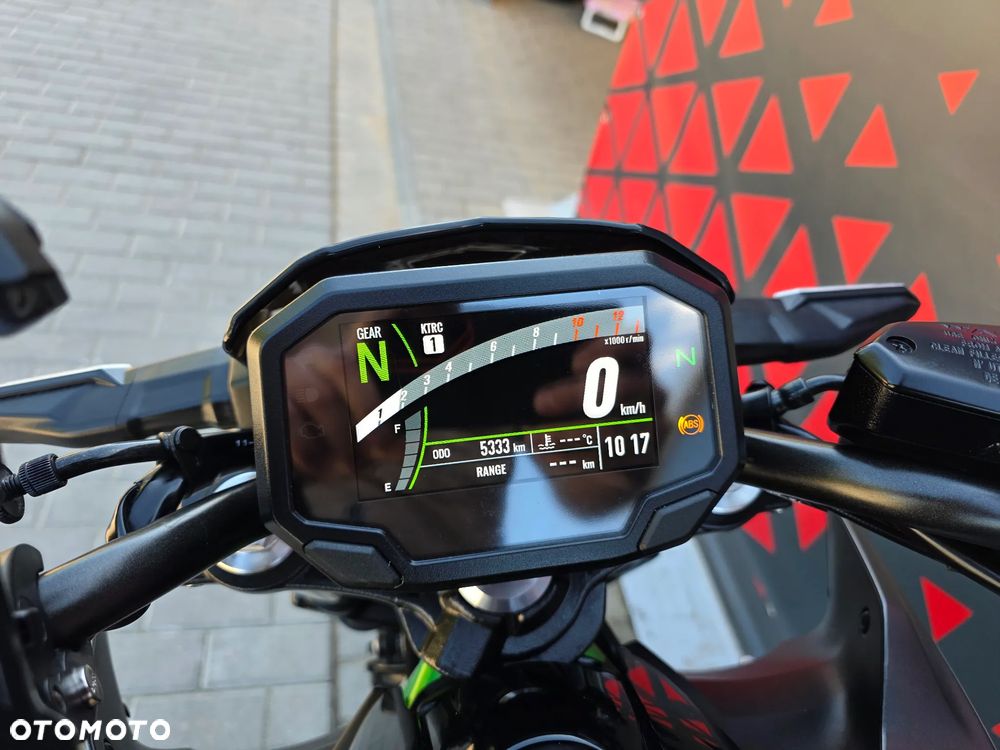 Kawasaki Z 650 - 16