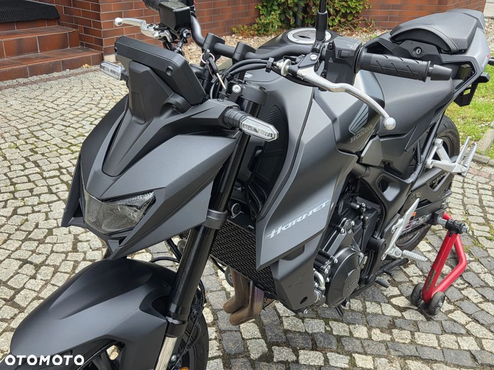 Honda CB - 24